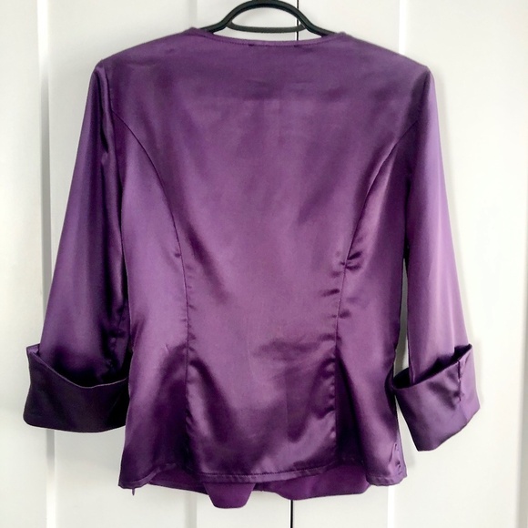 Joseph Ribkoff, Purple, Satin, Twist Front, Top, Blouse, Size 6,‎ Nice Condition - Picture 2 of 12